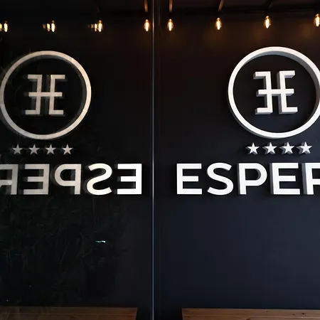 Esperia Hotel 4*