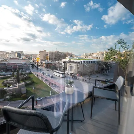 Esperia Hotel 4*